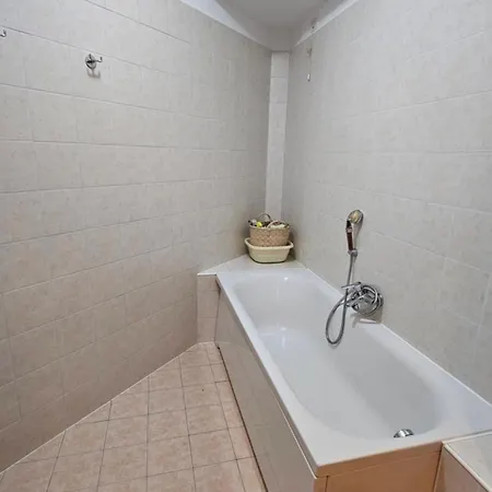 Apartament Ring
